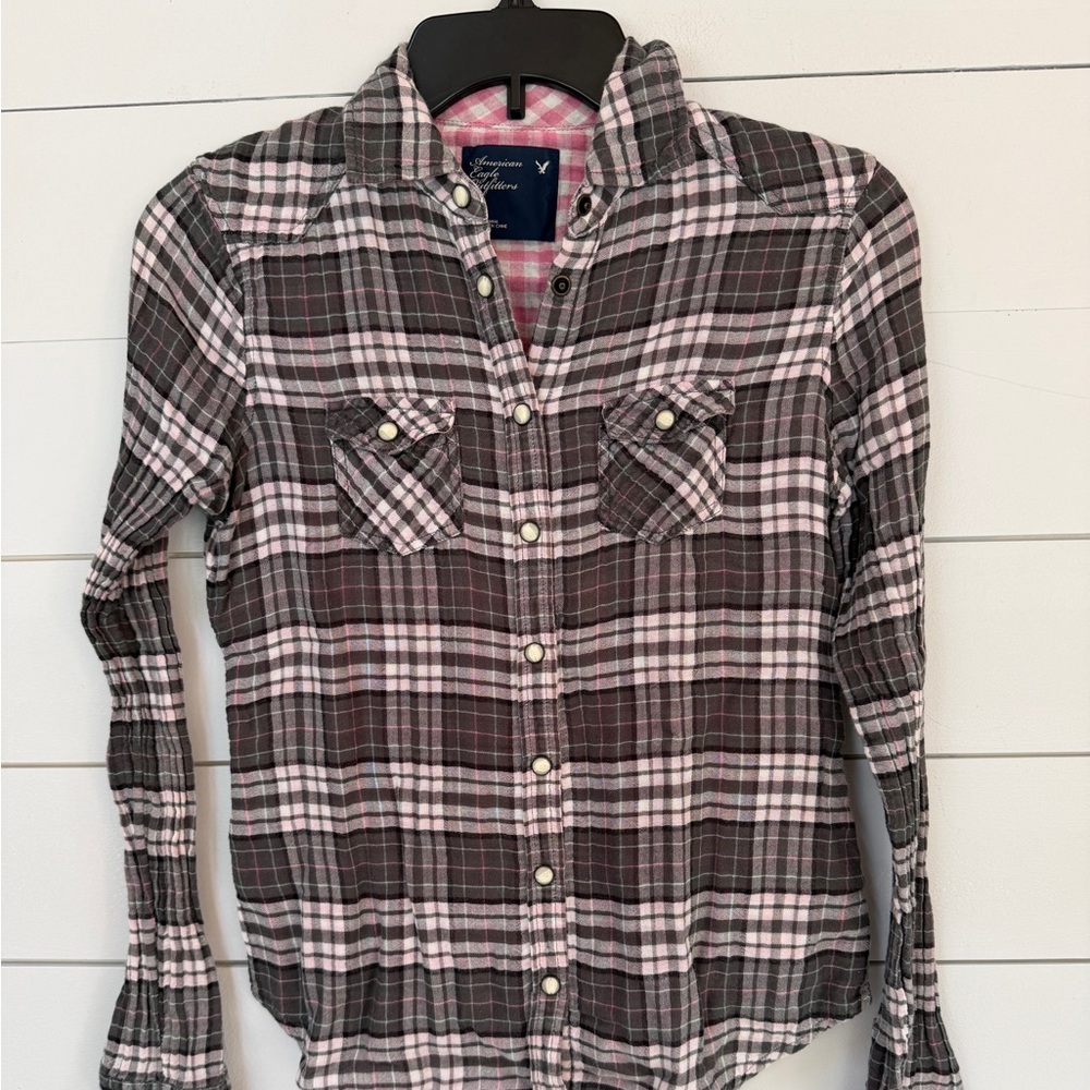 American Eagle Outfitters Pink & Gray Plaid Button-Down Shirt Size 0